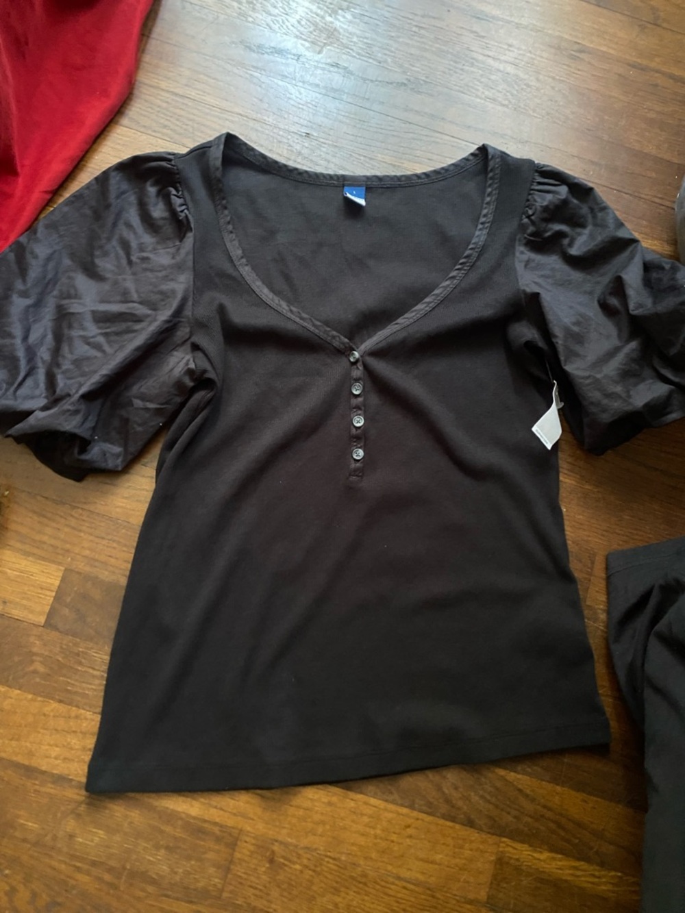 Old Navy Black Scoop-Neck Button Front Short Sleeve Top
